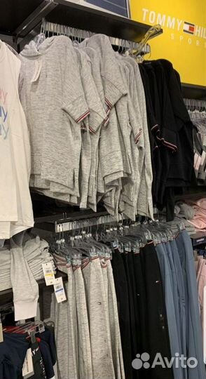 Tommy Hilfiger костюм женский.Оригинал.Из США