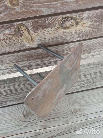 Стойка для ростовых цветов