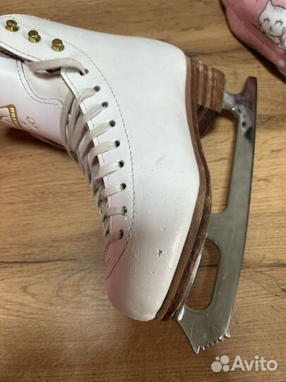 Фигурные коньки jackson размер 31