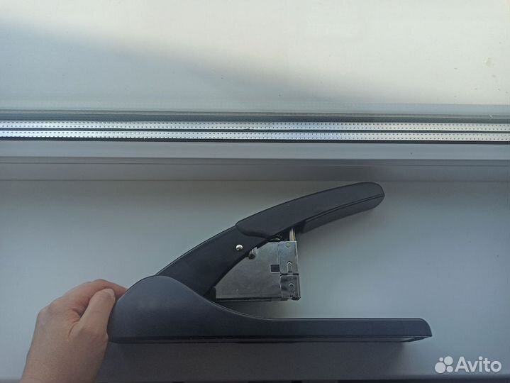 Степлер Silwerhof