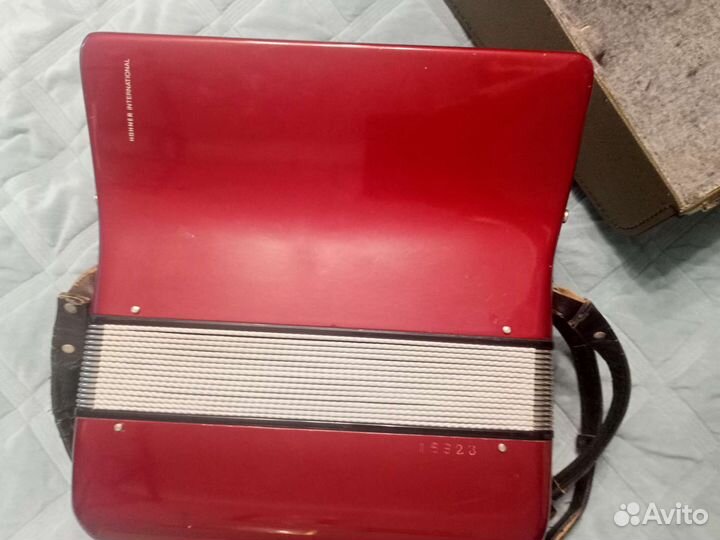 Аккордеон hohner 1/2