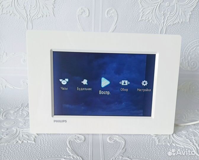 Цифровая фоторамка Phillips SPF1327