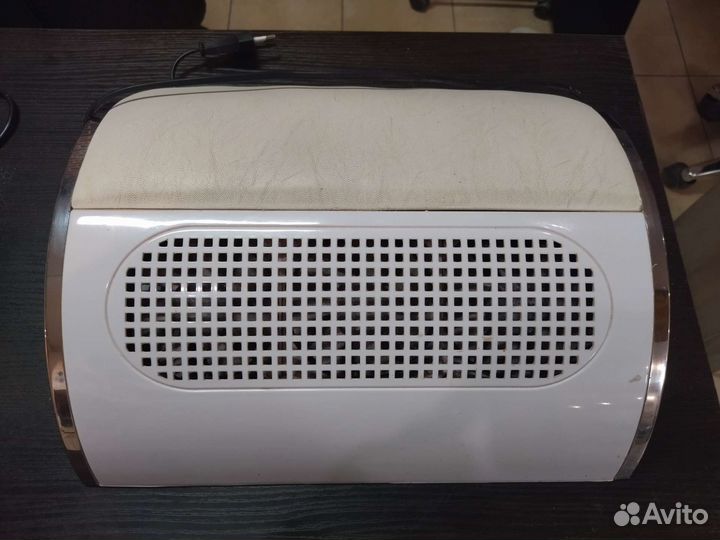 Маникюрный пылесос