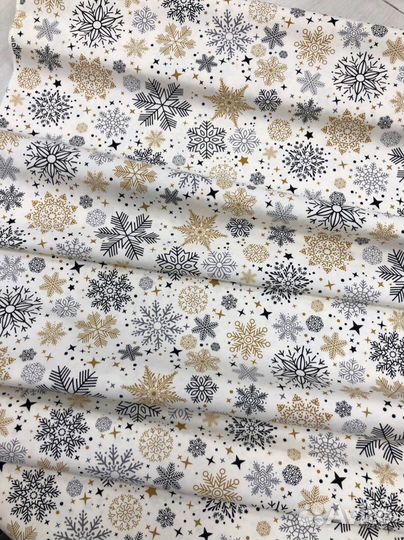 Скатерть новогодняя водооталкивающая