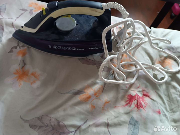 Утюг новый polaris