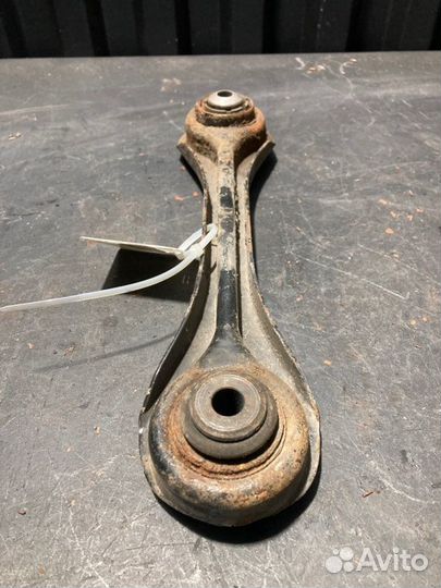 Рычаг поперечный задний правый Bmw 3 E90