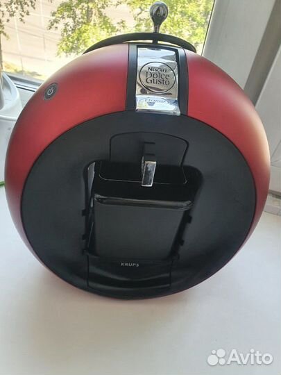 Кофемашина Nescaf Dolce gusto