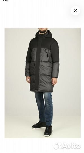 Пуховик EA7 Emporio Armani