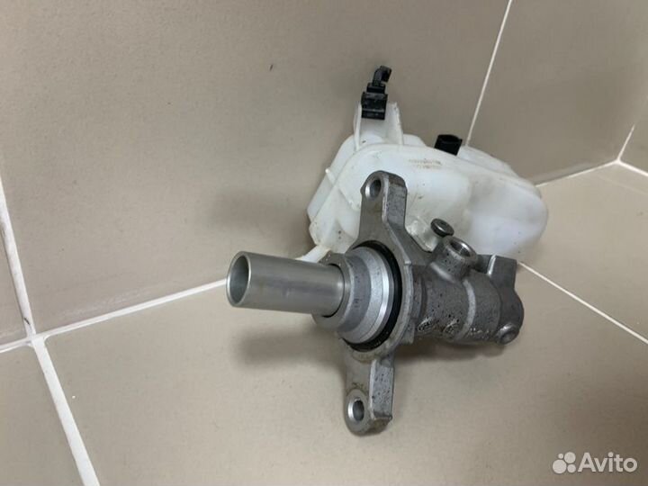 Главный тормозной цилиндр Renault Duster 2 (Hjd) 2