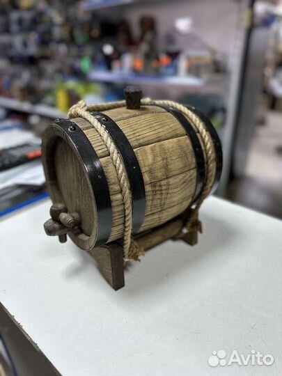 Бочка дубовая 3; 5 литров