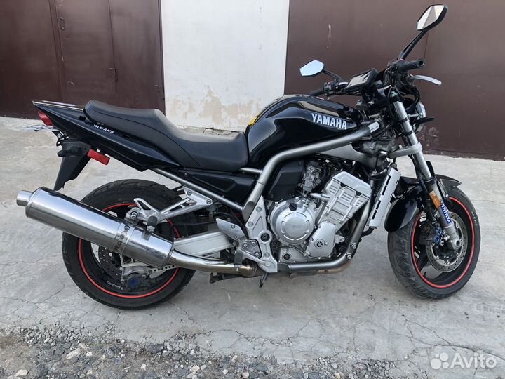 Yamaha fzs 1000