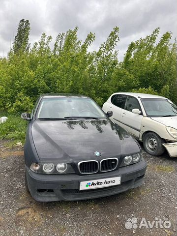 BMW 5 серия 2.0 MT, 2000, битый, 242 000 км с пробегом, цена 300000 руб.