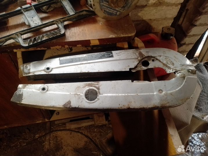 Кожух цепи альфа