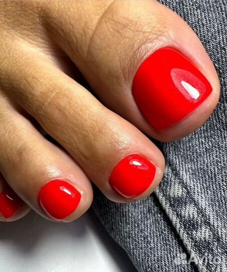 Маникюр/педикюр/брови нюр