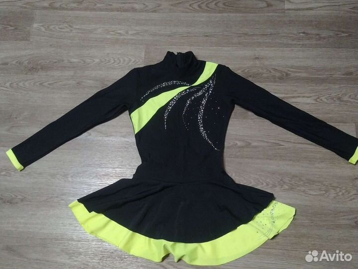 Костюм для фигурного катания