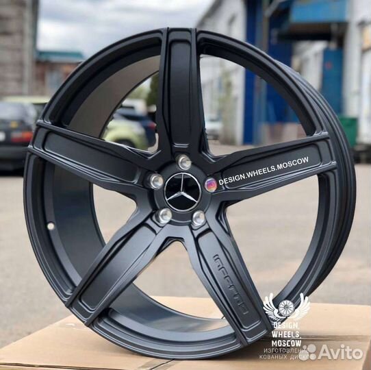 Кованые диски R21 на Mercedes GLE