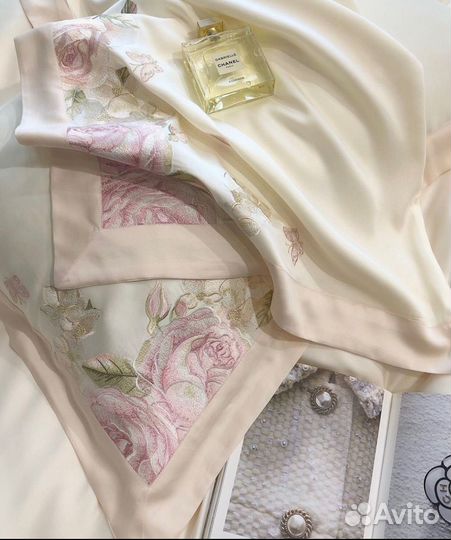 Комплект постельного белья сhanel