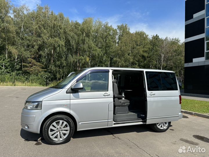 Volkswagen Multivan, 2011