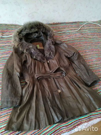 Женская кожаная куртка ломбада
