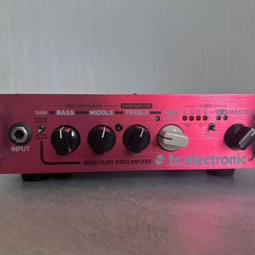 Басовый усилитель TC electronic BH250