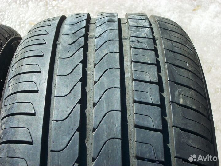 Pirelli Cinturato P7 215/45 R17 91V