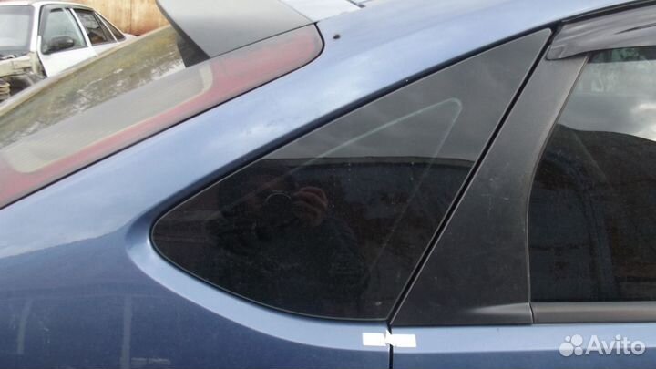 Форточка правая Ford Focus 2 / Фокус 2 05-11