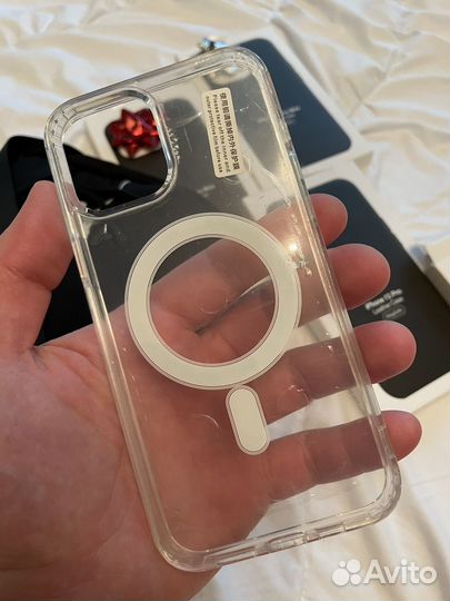 Чехол для iPhone с анимацией