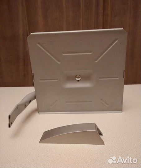 Полка поворотная для телевизора