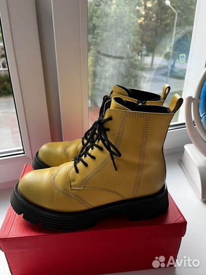 Ботинки женские зимние 39 размера