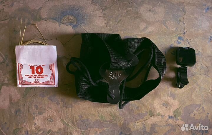 Акустическая гитара Brаhner