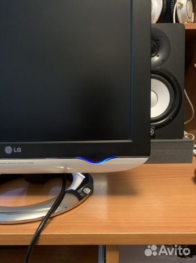 Монитор LG LX40 Premium Artistic Series