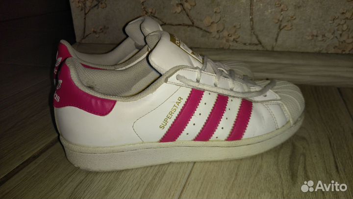 Кроссовки Adidas Superstar. Размер 36