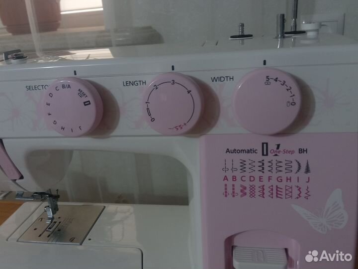 Швейная машина Janome Smart 2119