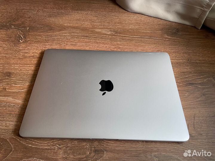 Macbook pro 13 2018 8/500