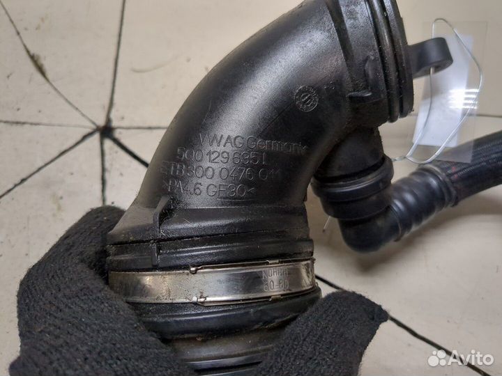Патрубок воздушного фильтра Volkswagen Tiguan, 201