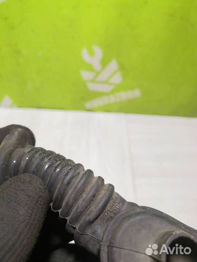 Уплотнитель Фольксваген Гольф 3 Венто