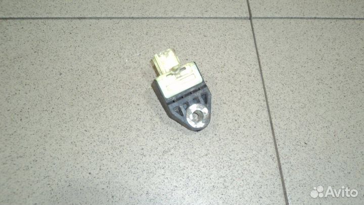 Датчик AIR BAG Toyota Camry XV50 2011-2017