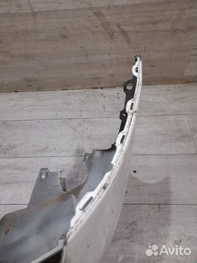 Передний бампер Toyota Land Cruiser 200 С 2008 По