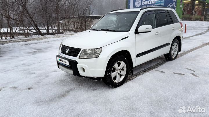 Suzuki Grand Vitara 2.0 AT, 2011, 215 332 км
