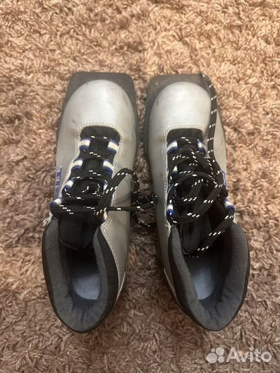 Беговые лыжи