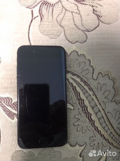 Телефон iPhone 7 128gb