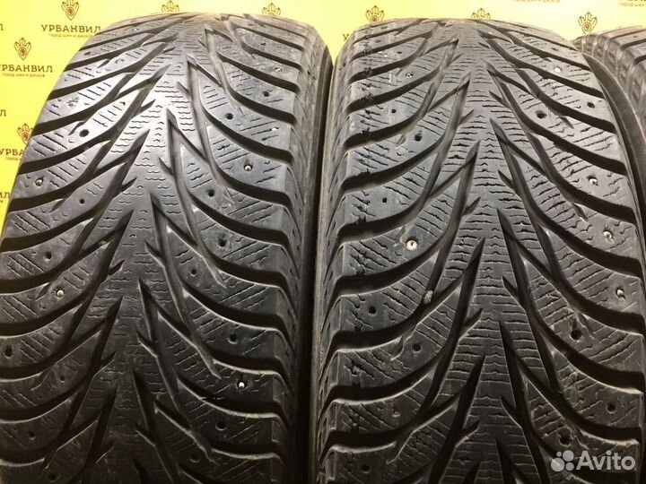Yokohama Ice Guard IG35 215/55 R17 98T