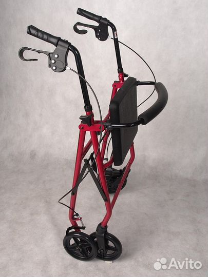 Ходунки-роллейтор с корзиной и сиденьем складные