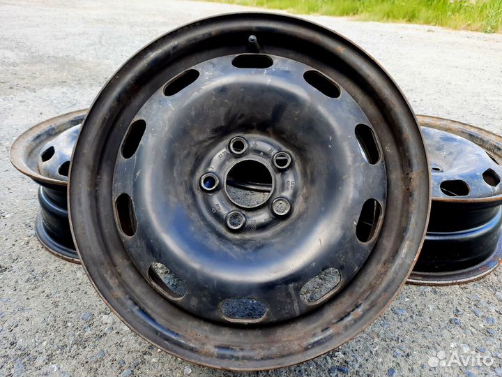 Штампы R16 5x112 ET38 DIA 57.1 Skoda Octavia VAG