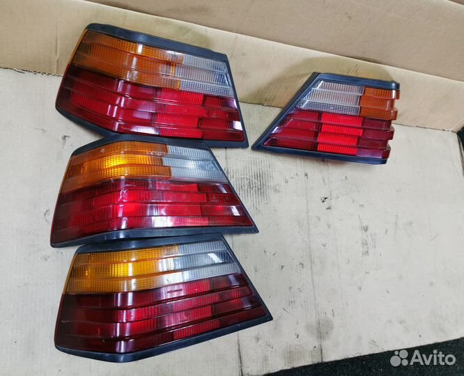 Фонари оригинал на Мерседес W124. Дорестайлинг