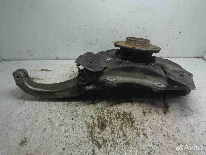 Цапфа/кулак поворотный передний правый BMW 5-Serie