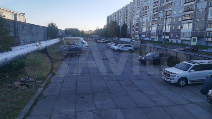 Машиноместо, 10 м²