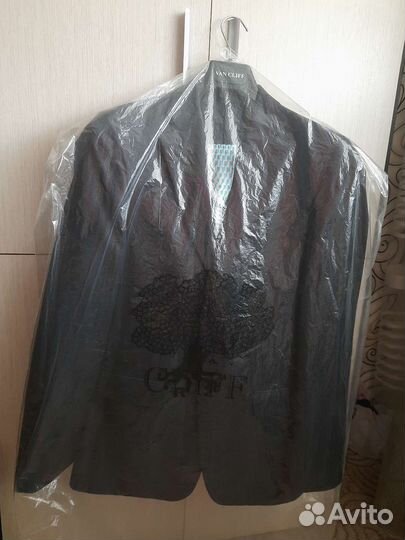 Костюм мужской классический