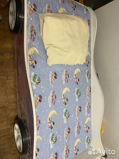 Кровать машина для девочки