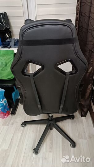 Компьютерное кресло